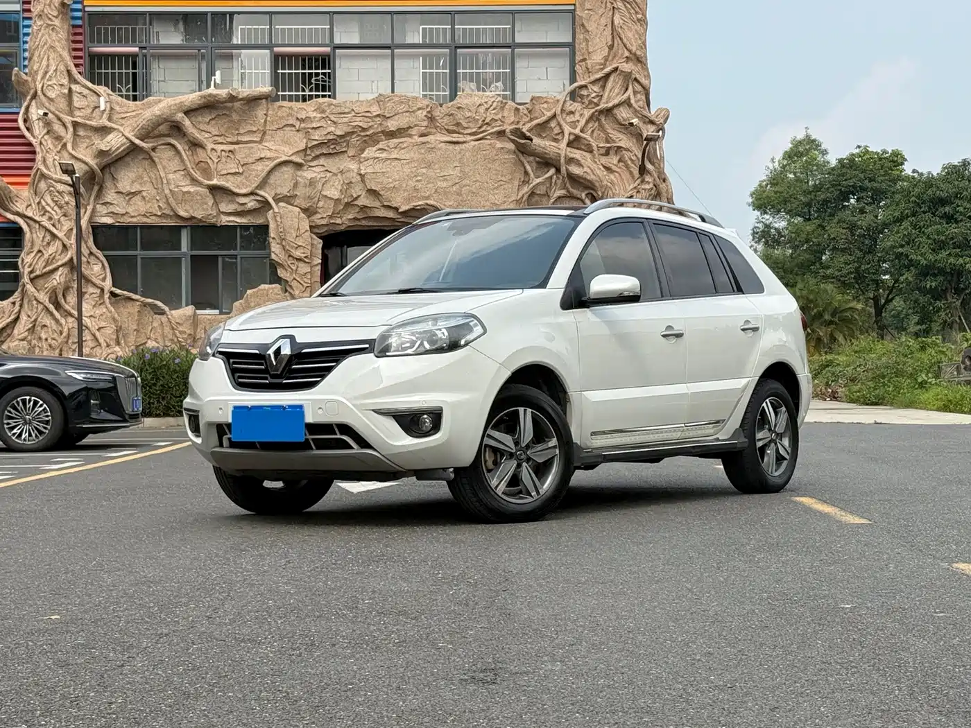 Renault Koleos (Import) 2014 2014 2.5L 4WD Comfort Edition