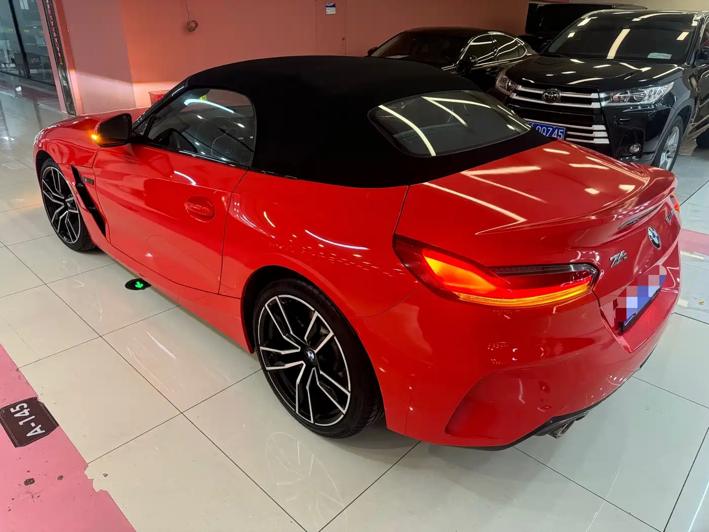 BMW Z4 2020 sDrive 25i Silver Frost Limited Edition фото 10