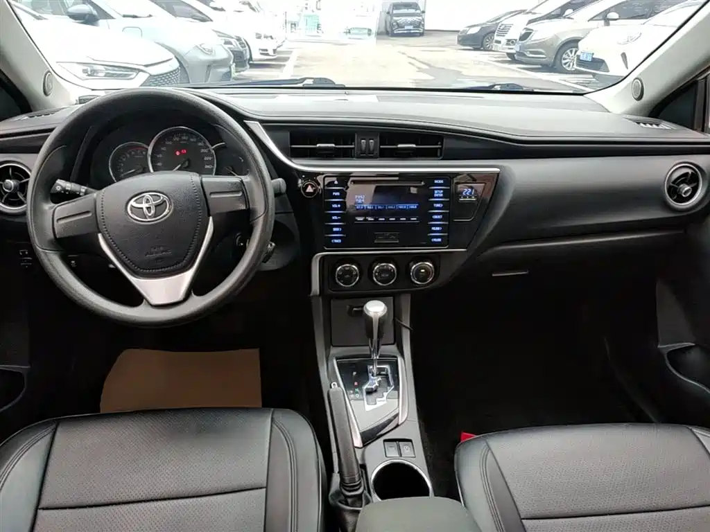 Toyota Corolla 2017 Facelift 1.2T S-CVT GL фото 10