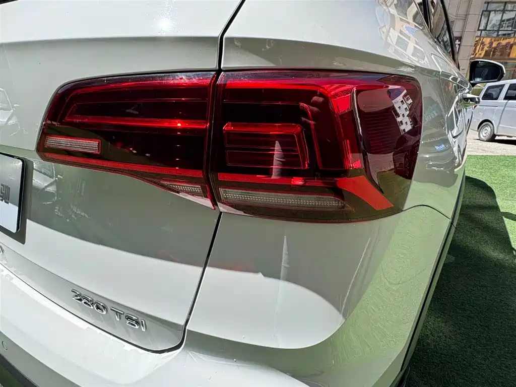 Volkswagen Tharu 2021 Model 280TSI 2WD Luxury Edition фото 22