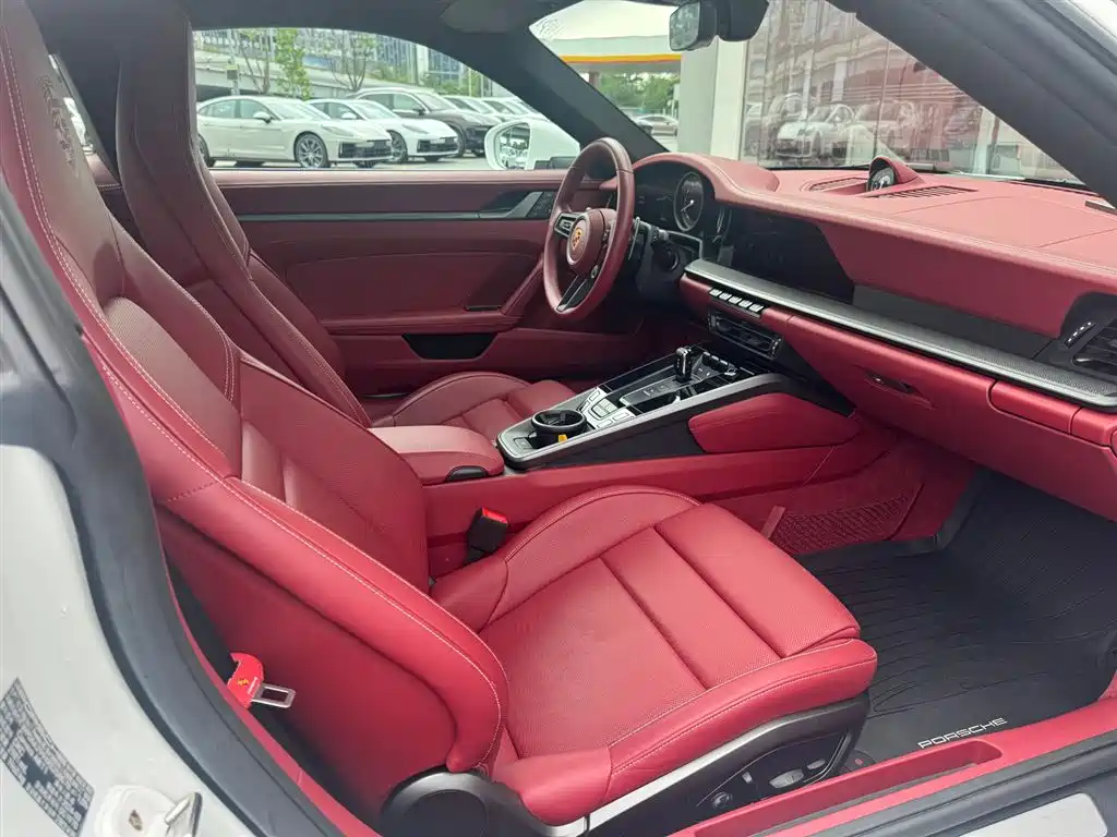 Porsche 911 2023 Carrera 3.0T фото 9