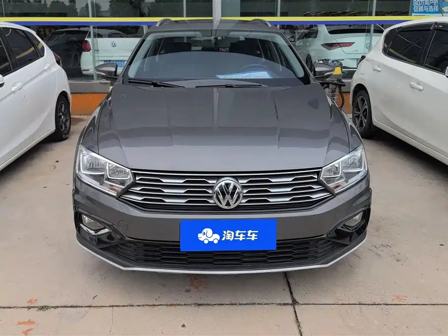 Volkswagen C-TREK 2018 1.5L Automatic Comfort фото 2