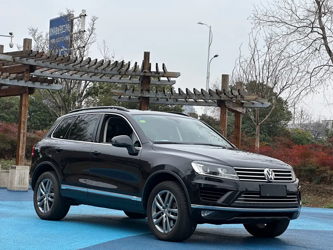 Volkswagen Touareg 2017 3.0TSI Explorer Edition фото 3