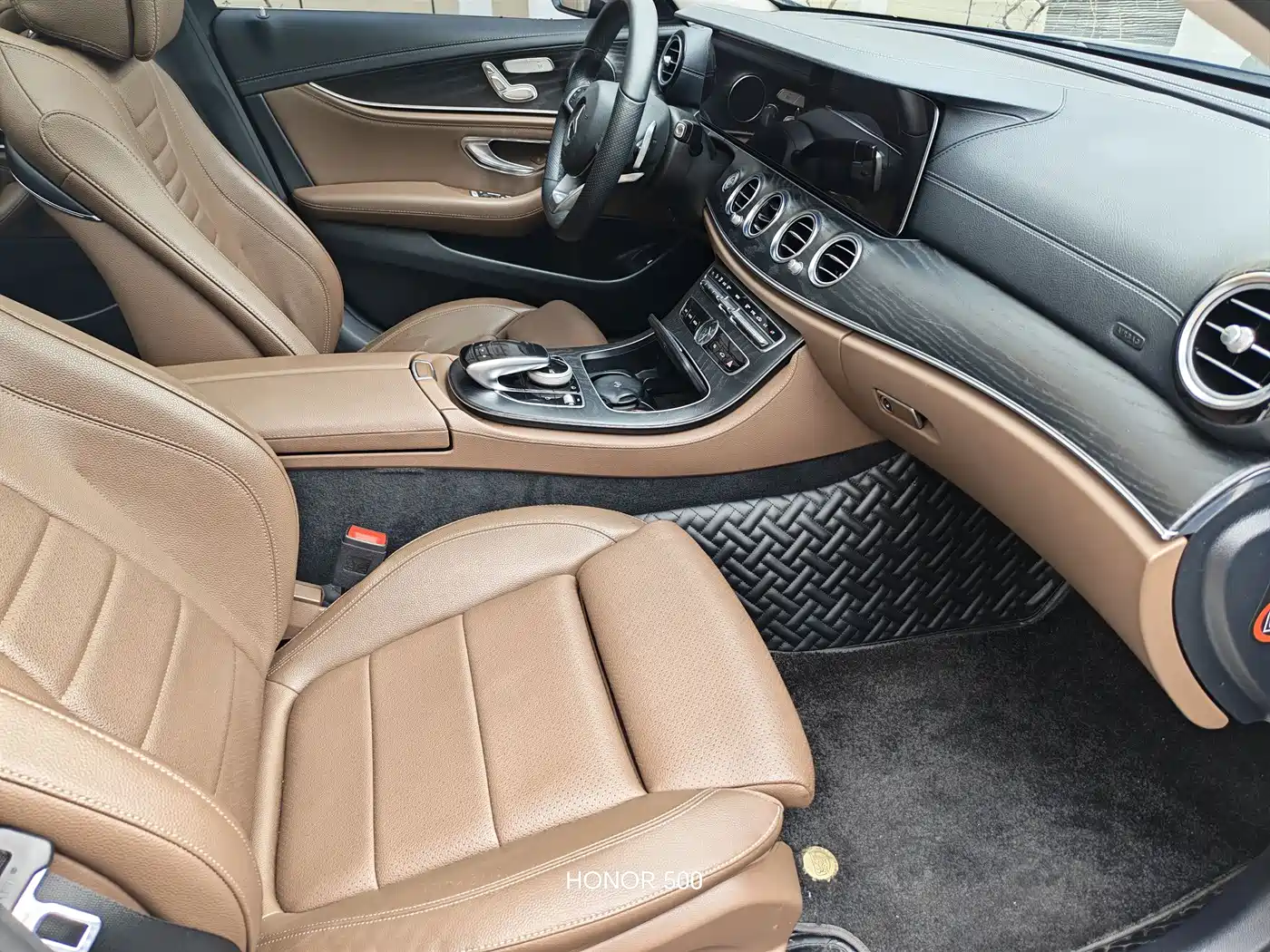 Mercedes-Benz E-Class 2018 E 200 L Sport фото 4