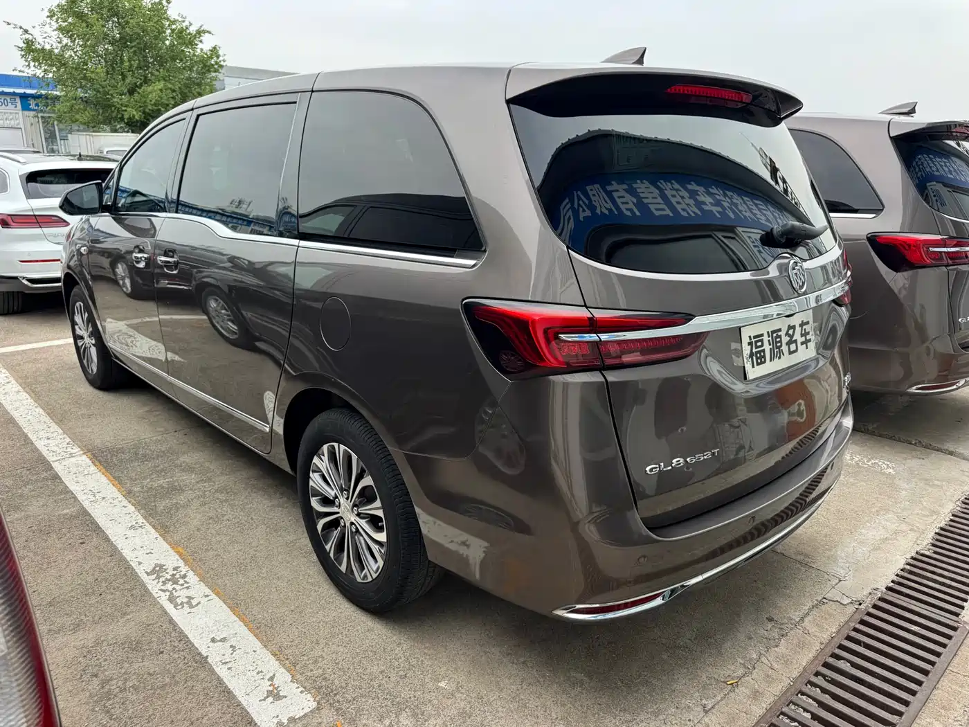 Buick GL8 2020 Model Land Business Class 652T Luxury фото 3