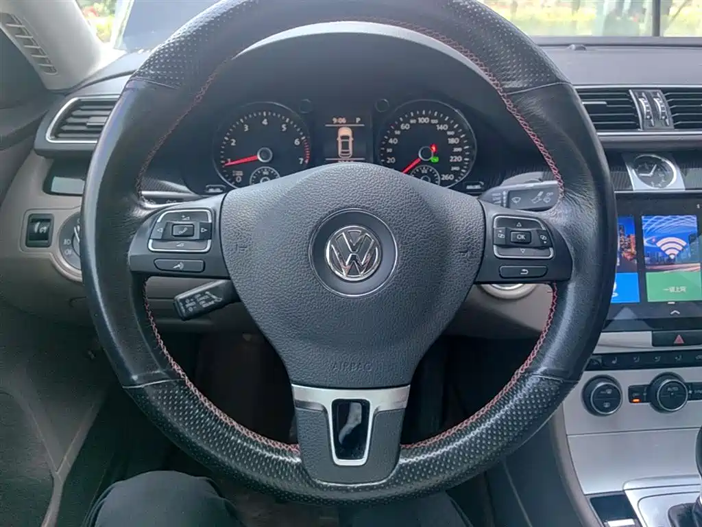 Volkswagen Magotan 2015 Facelift 1.8TSI Luxury фото 11