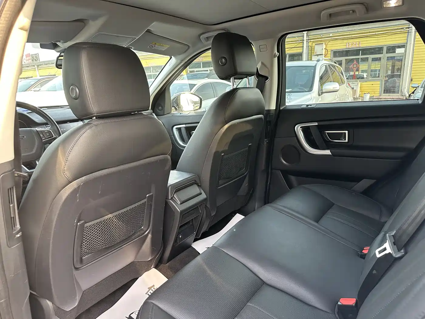 Land Rover Discovery Sport 2017 2.0T SE фото 11