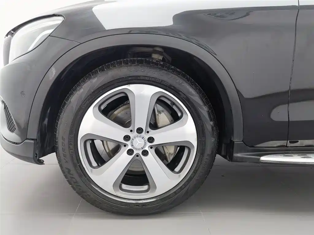 Mercedes-Benz GLC 2016 GLC 260 4MATIC Luxury фото 17