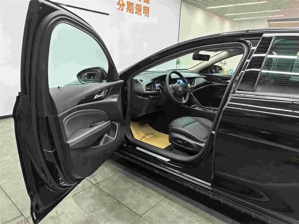 BUICK REGAL