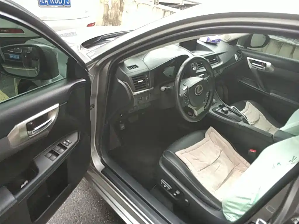 Lexus CT 2017 CT200h Comfort Edition (Single Color) China VI фото 16