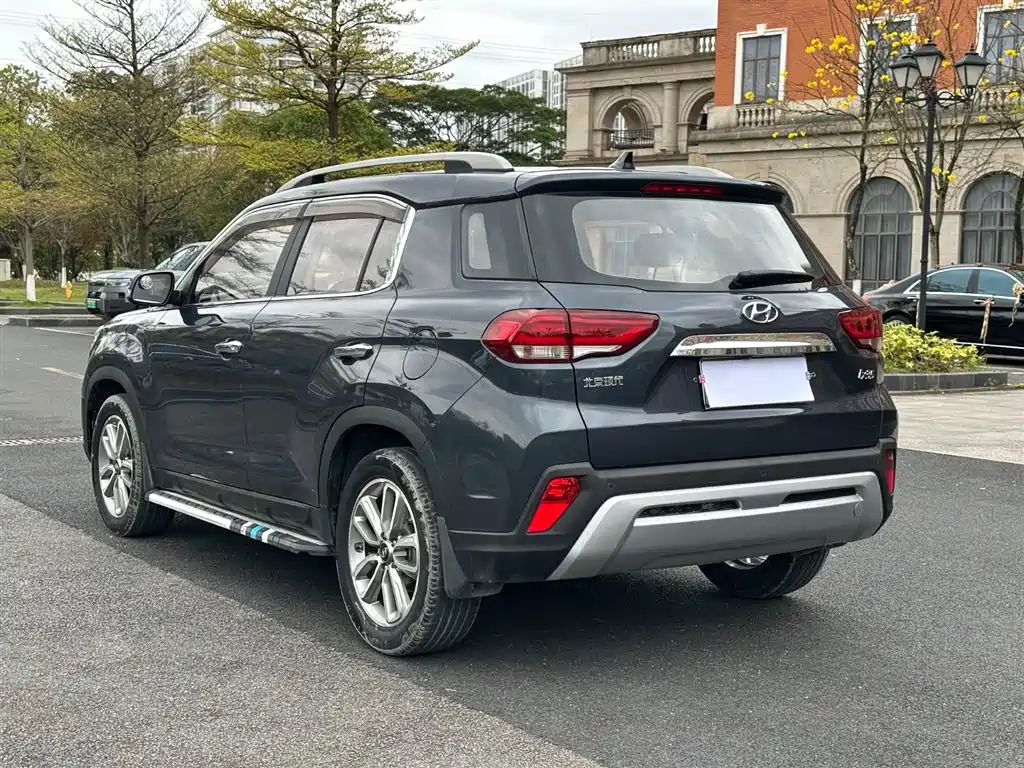 Hyundai Beijing Hyundai ix35 2018 2.0L Automatic 2WD Zhiyong·Enjoyment Edition фото 15