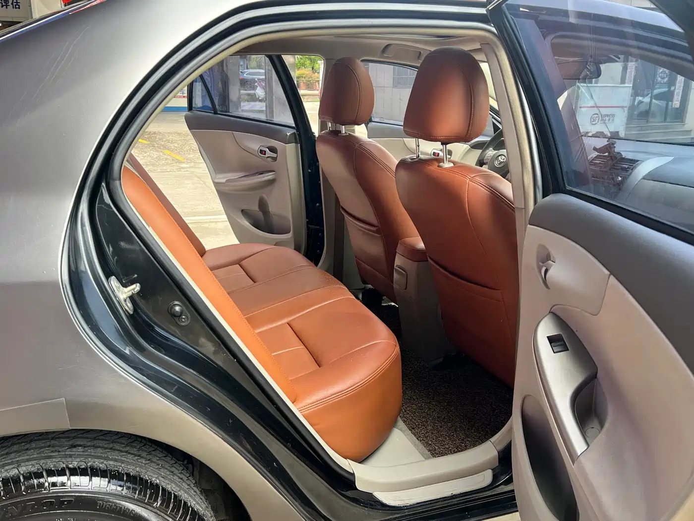 Toyota Corolla 2008 1.8L Automatic GL-i Sunroof Special Edition фото 7