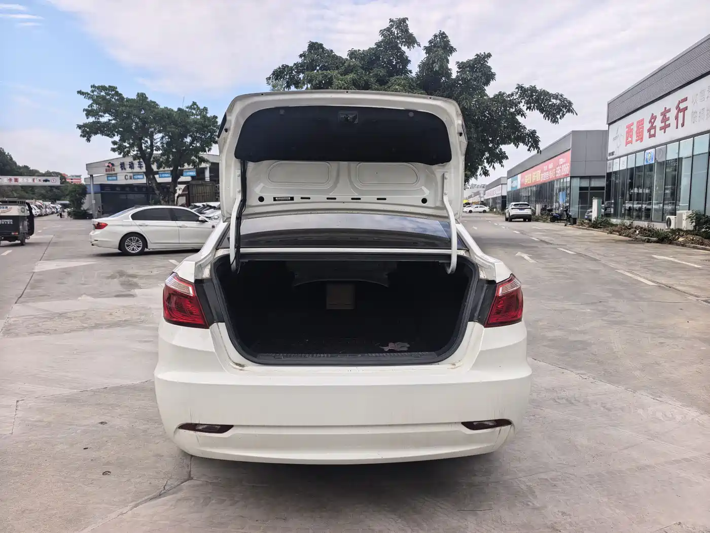Changan Eado 2015 2015 1.6L Manual Elite China V
