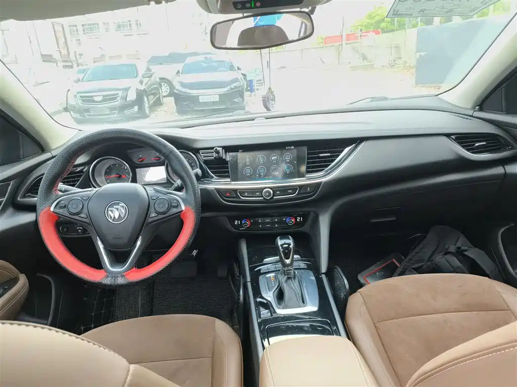 Buick Regal 2017 20T Elite Type фото 6