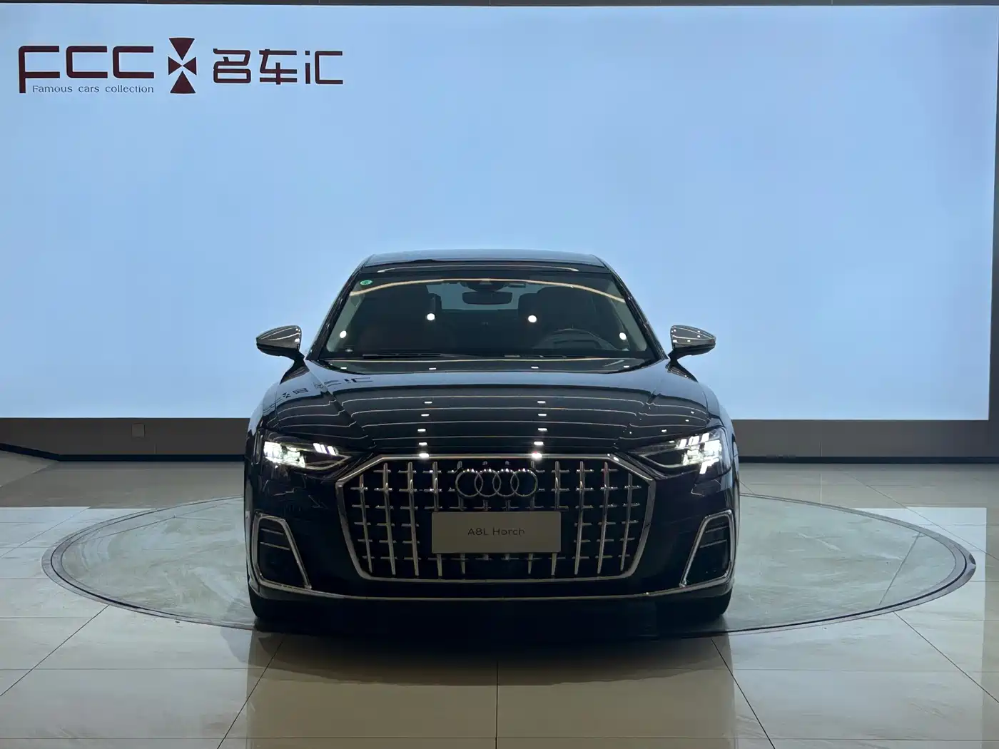 Audi A8 2022 A8L Horch Founder's Edition Legendary фото 2