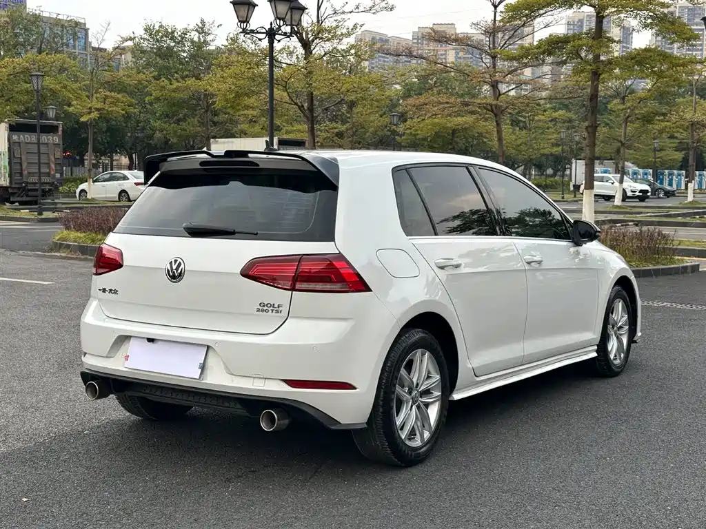 Volkswagen Golf 2019 280TSI DSG Comfort (China V) фото 18