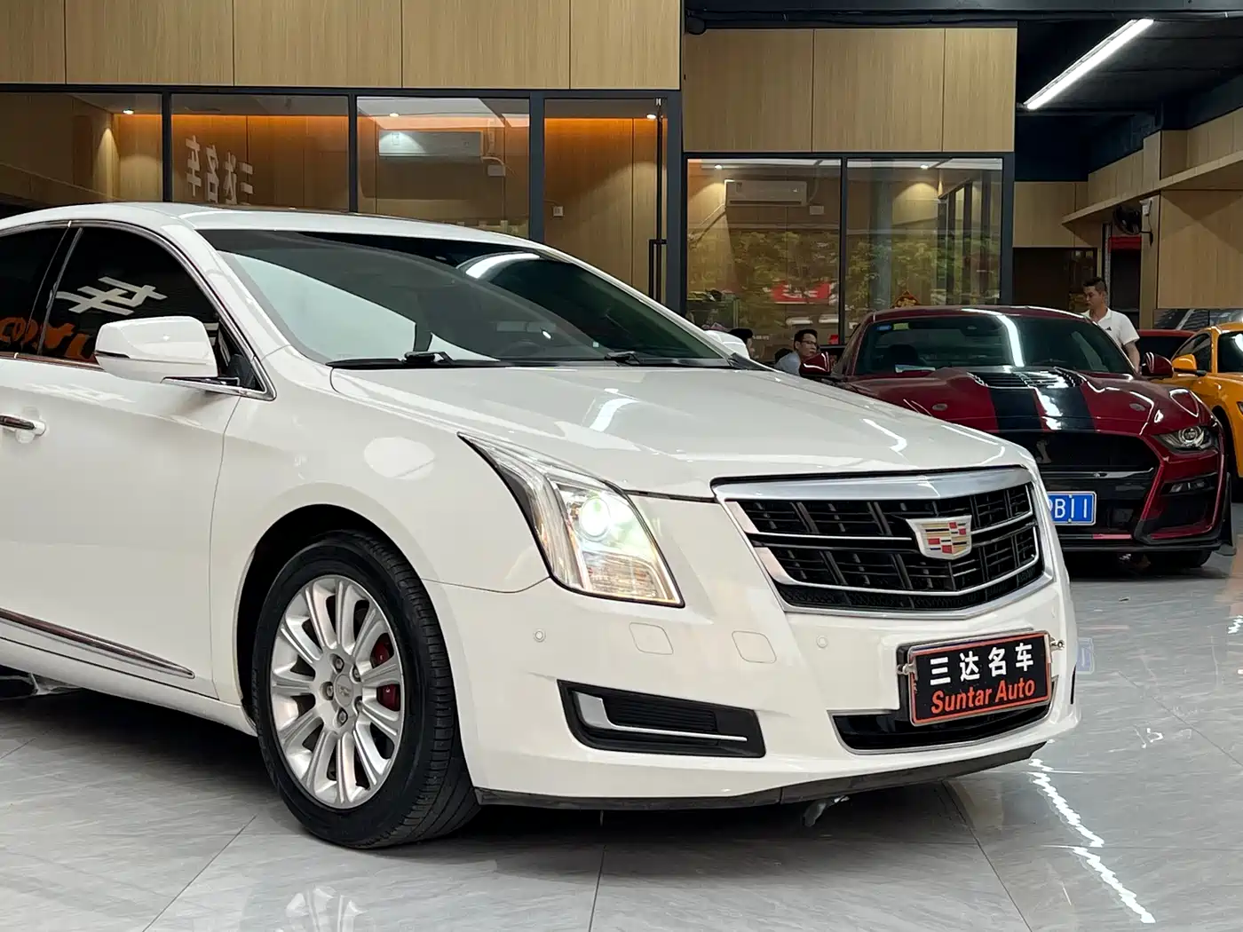 Cadillac XTS 2016 28T Luxury фото 10