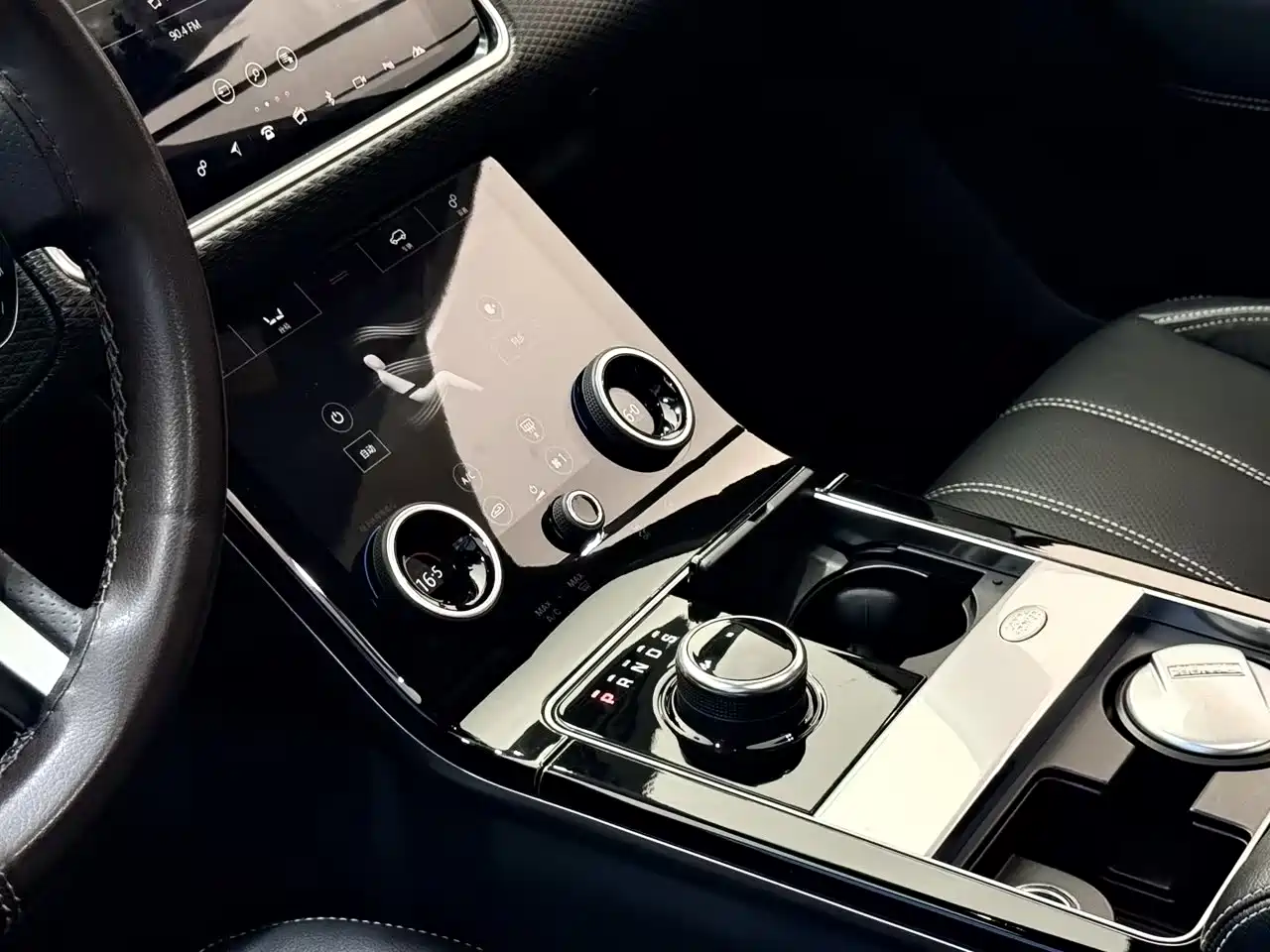 Land Rover Range Rover Velar 2018 P250 S фото 9