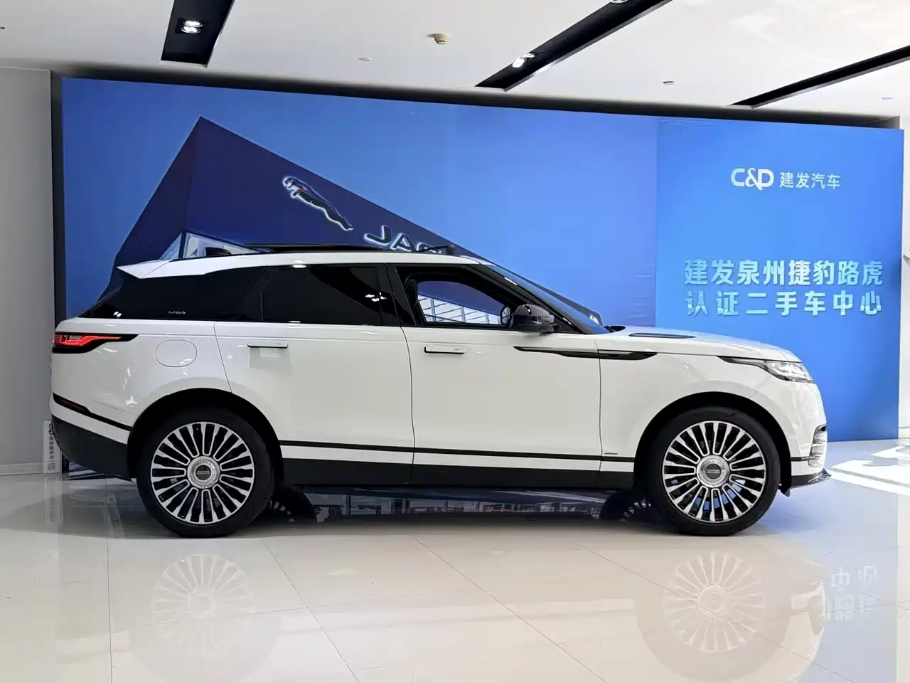 Land Rover Range Rover Velar 2018 P250 S фото 4