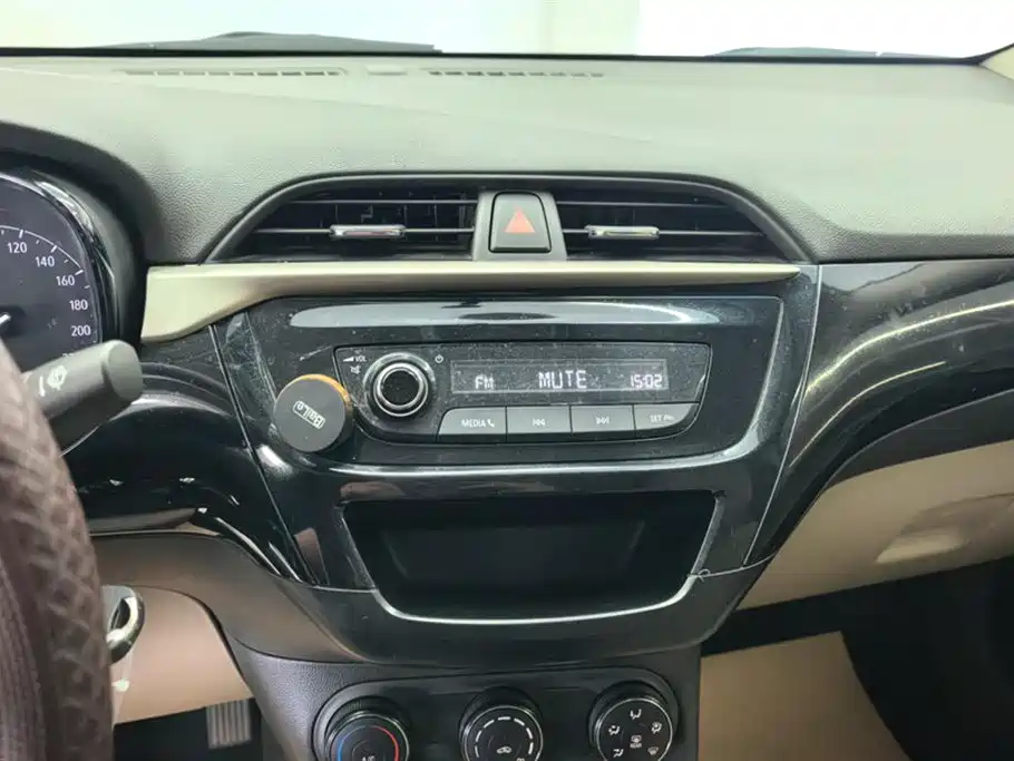 Buick Excelle 2020 15N CVT Elite фото 13