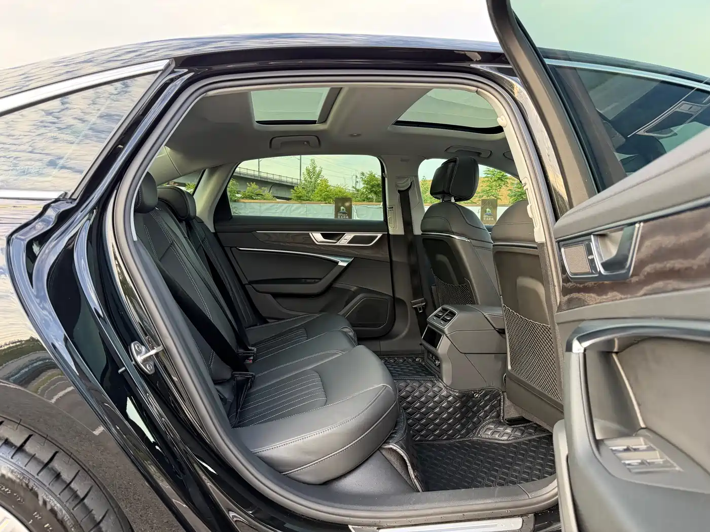 Audi A6L 2023 45 TFSI quattro Premium Elegance фото 18