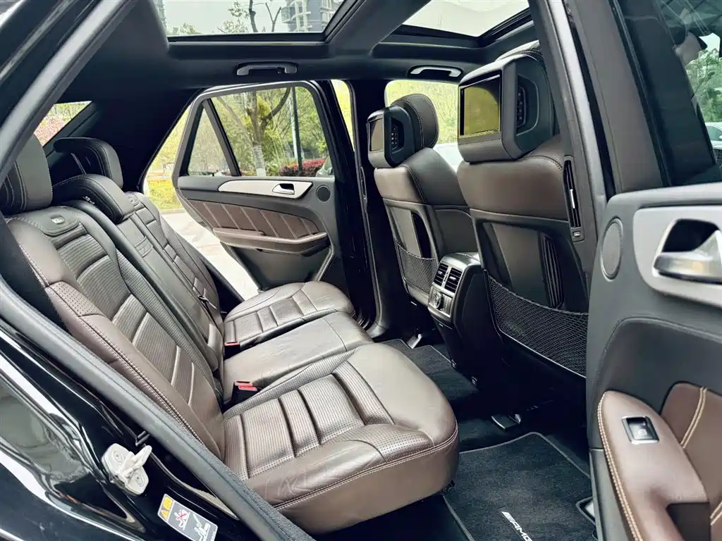 Mercedes-Benz GLE AMG 2015 AMG GLE 63 4MATIC фото 15