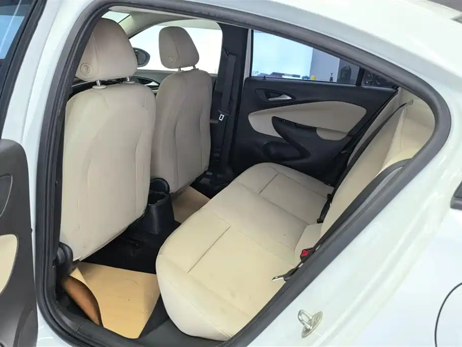 Buick Excelle 2020 15N CVT Elite фото 11