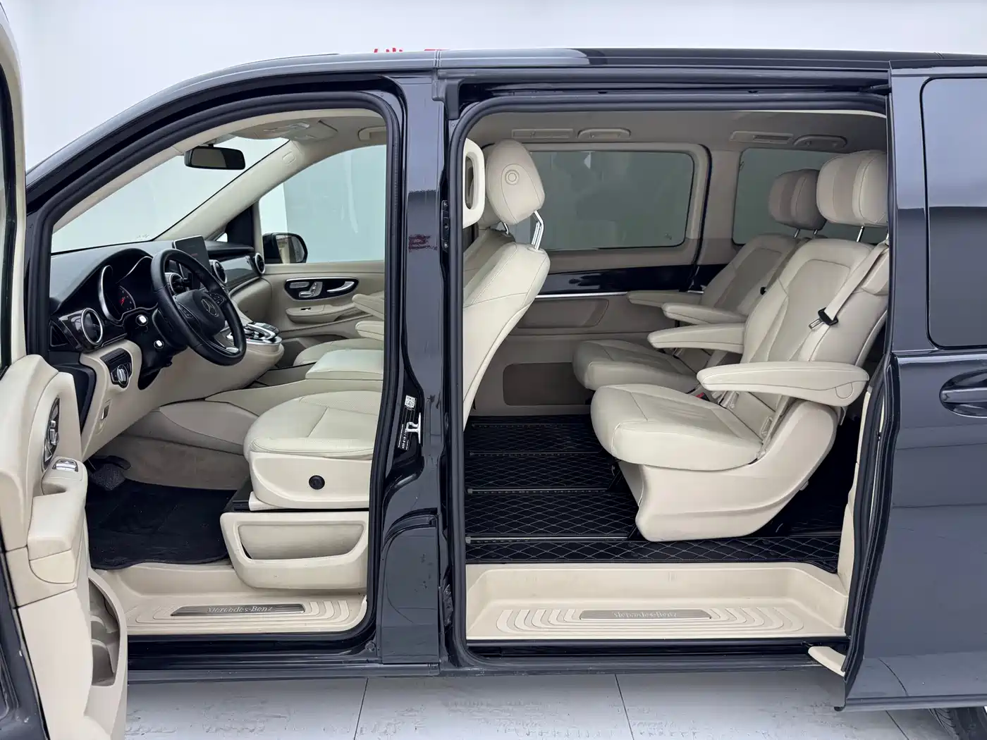Mercedes-Benz V-Class 2018 V 260 Navigator Edition China VI фото 15