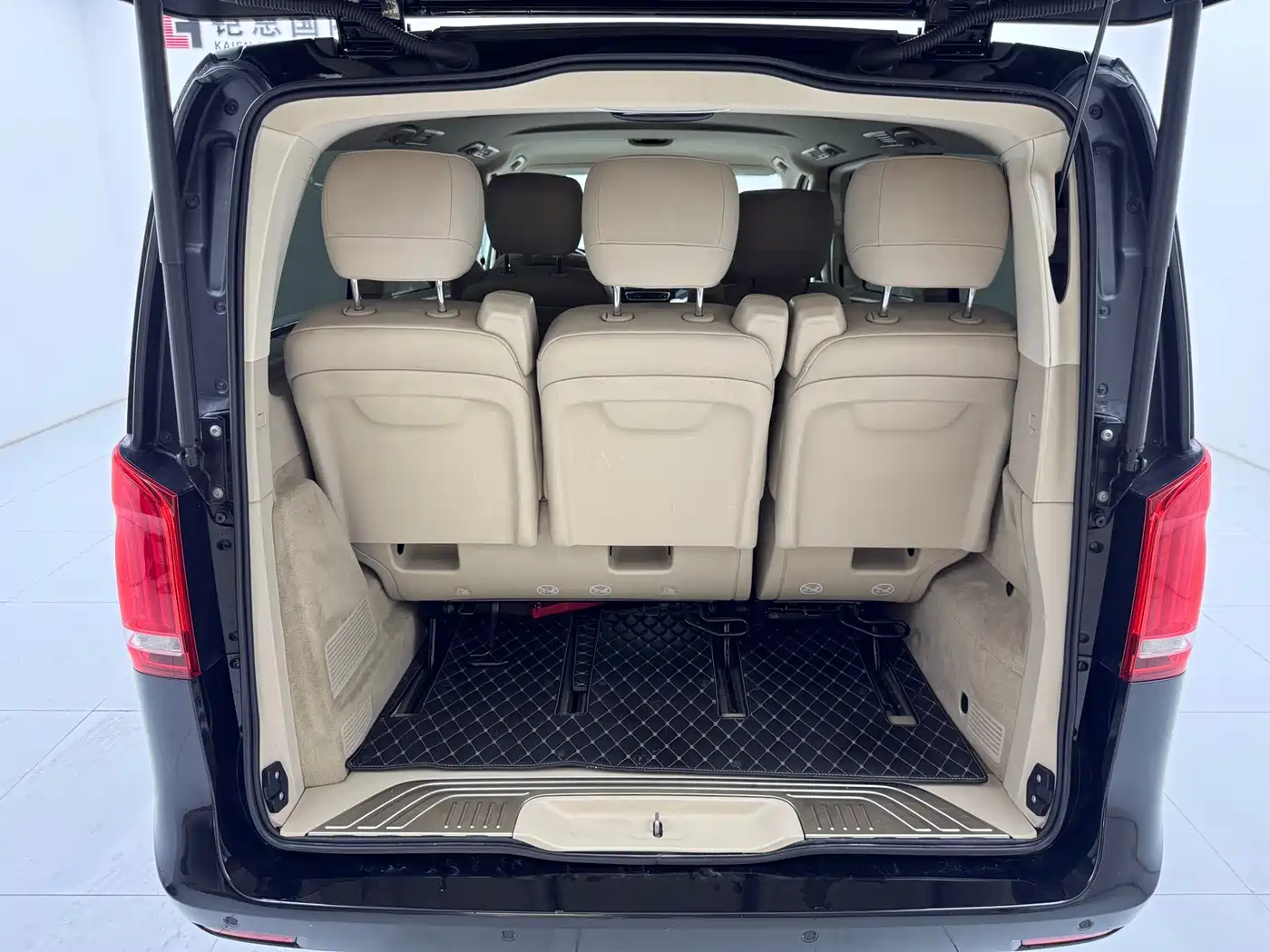 Mercedes-Benz V-Class 2018 V 260 Navigator Edition China VI фото 17