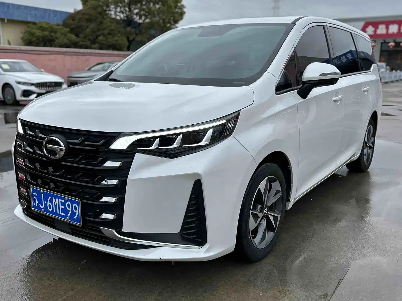 GAC Trumpchi Trumpchi M6 2023 PRO 270T DCT Premium Edition