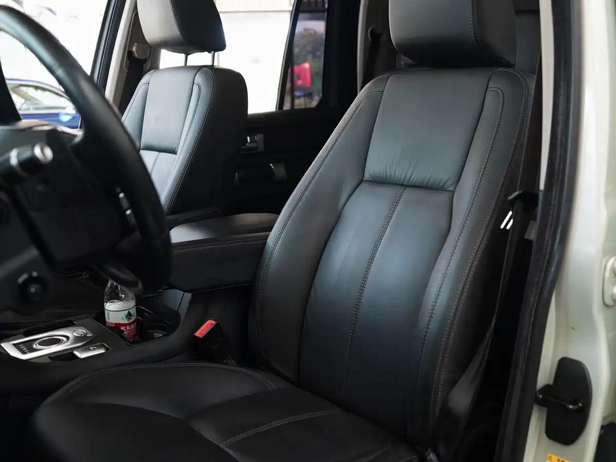 Land Rover Discovery 2014 3.0 SC V6 HSE Luxury фото 13