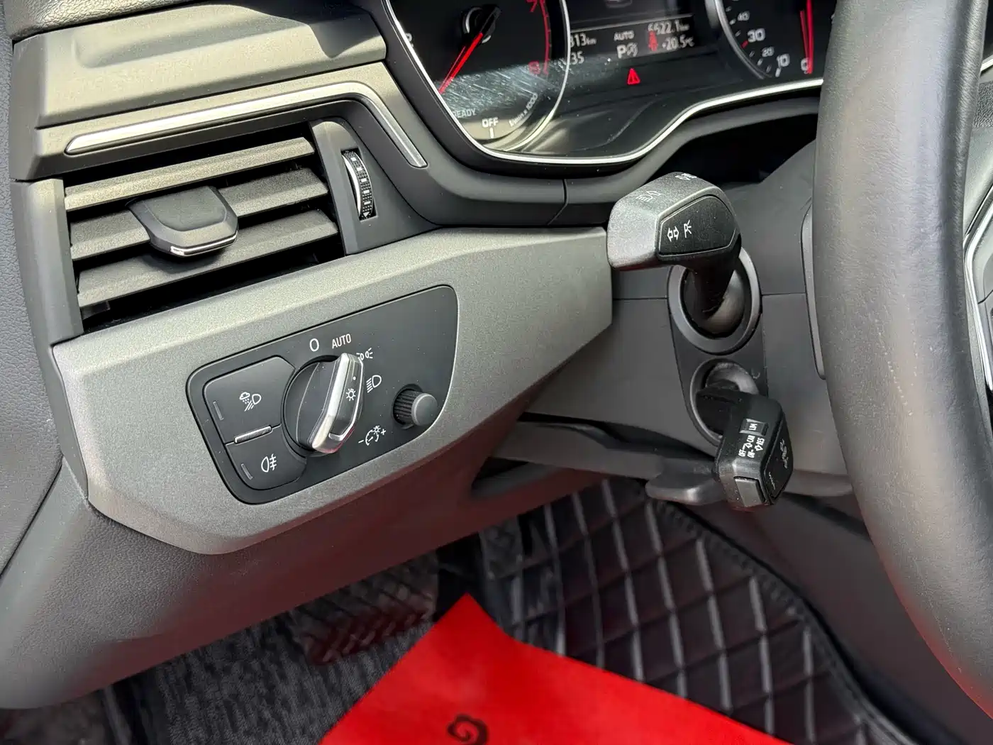 Audi A4L 2019 40 TFSI Progressive (China VI) фото 12