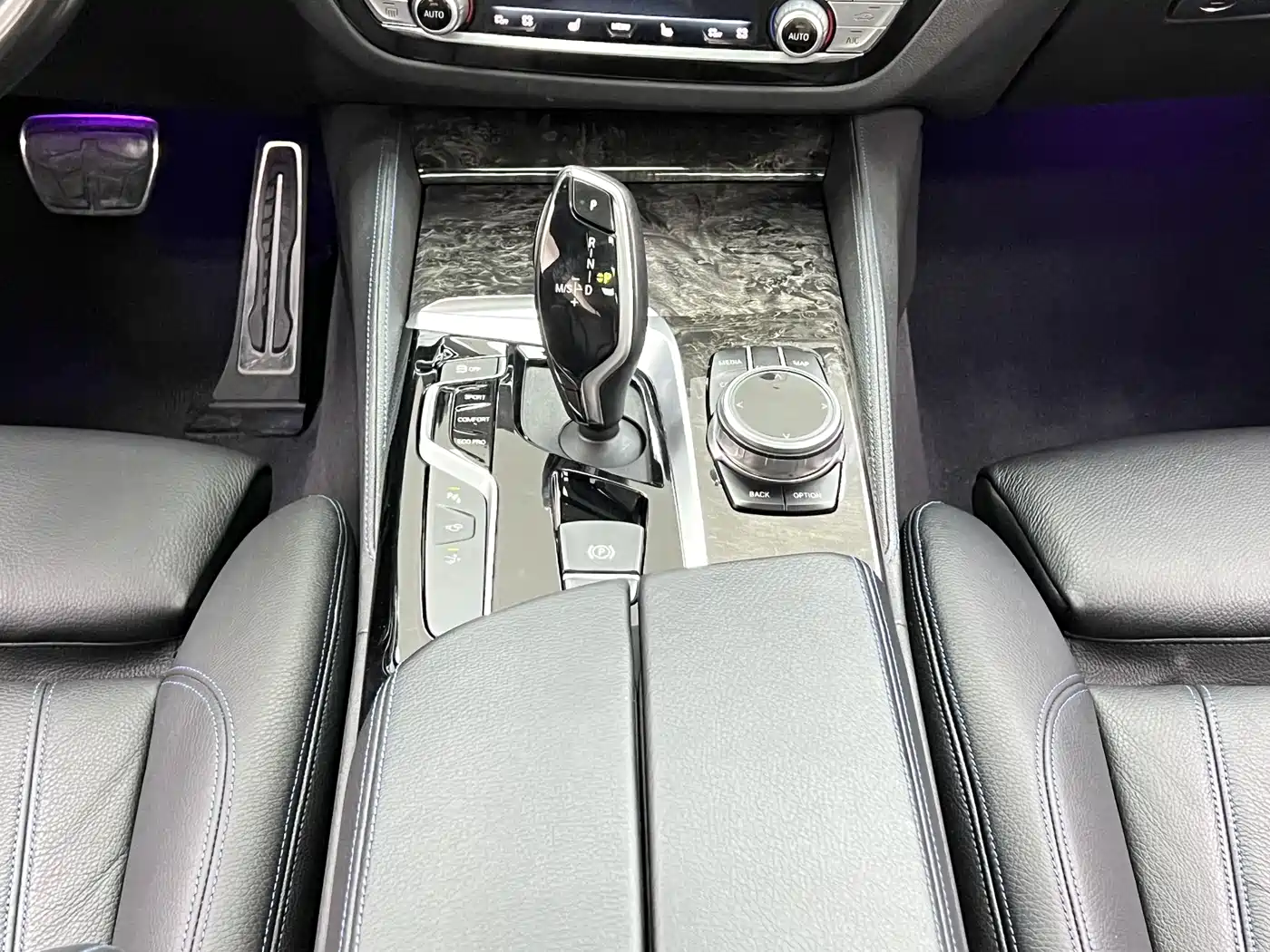 BMW 6 Series GT 2019 630i M Sport Package фото 19