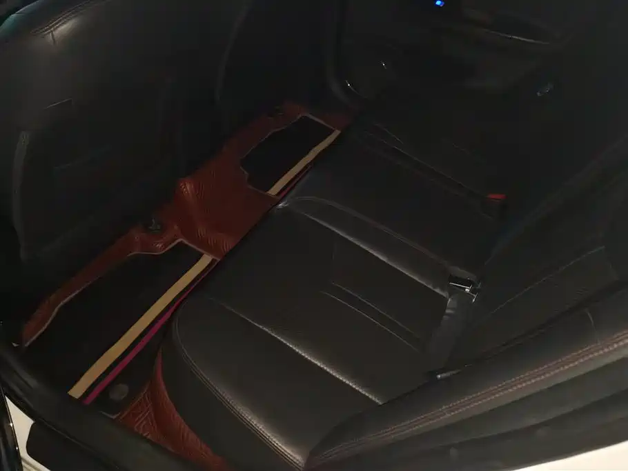 BYD E5