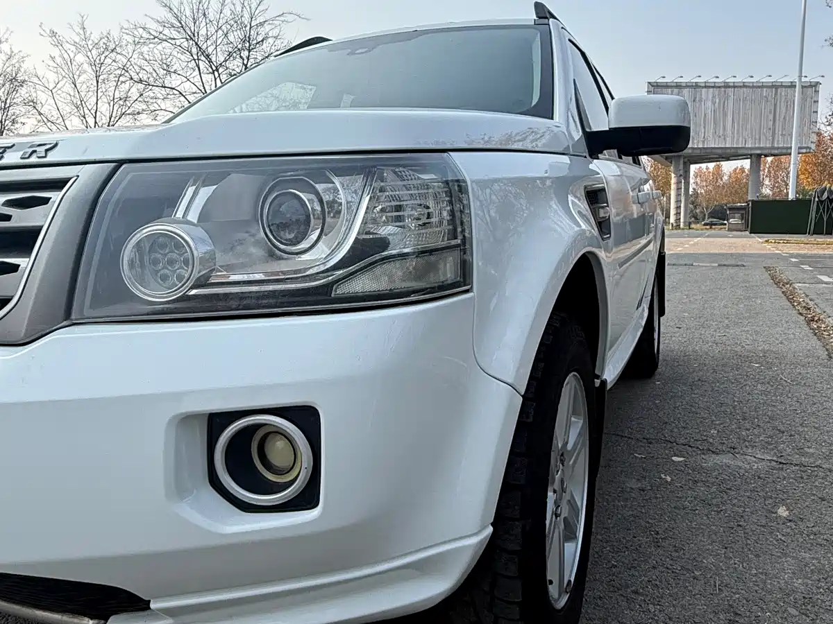 Land Rover Freelander 2 2013 2.2T SD4 S Diesel фото 15