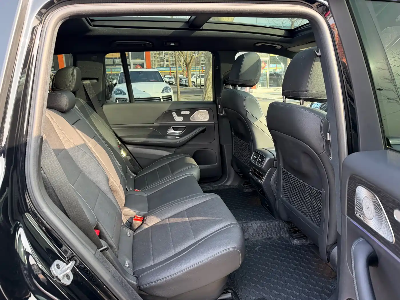 Mercedes-Benz GLS 2022 GLS 450 4MATIC Fashion фото 13