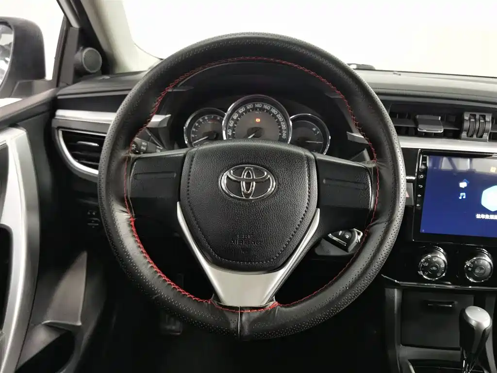 Toyota Corolla 2017 Facelift 1.6L S-CVT GL фото 11