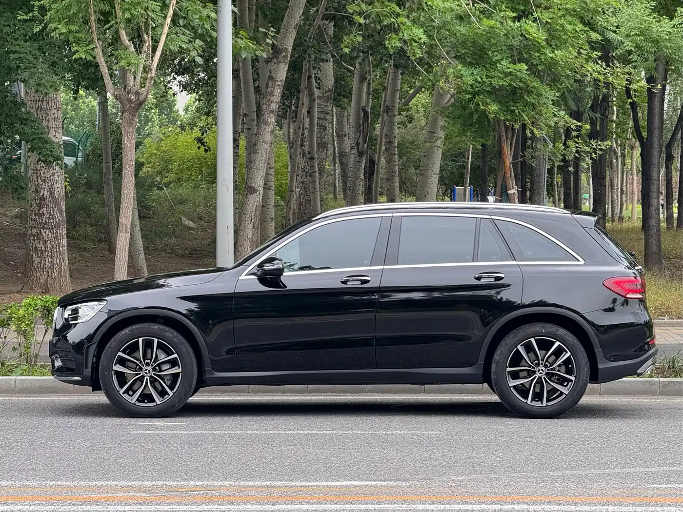 Mercedes-Benz GLC 2021 GLC 260 L 4MATIC Luxury фото 3
