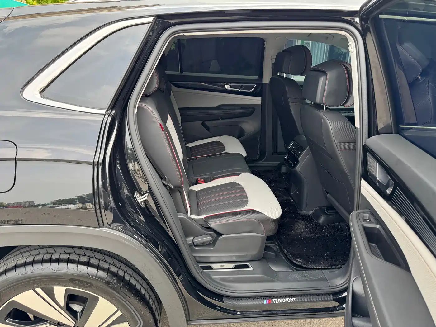 Volkswagen Teramont 2023 Teramont X 380TSI 4Motion Premium Luxury фото 12