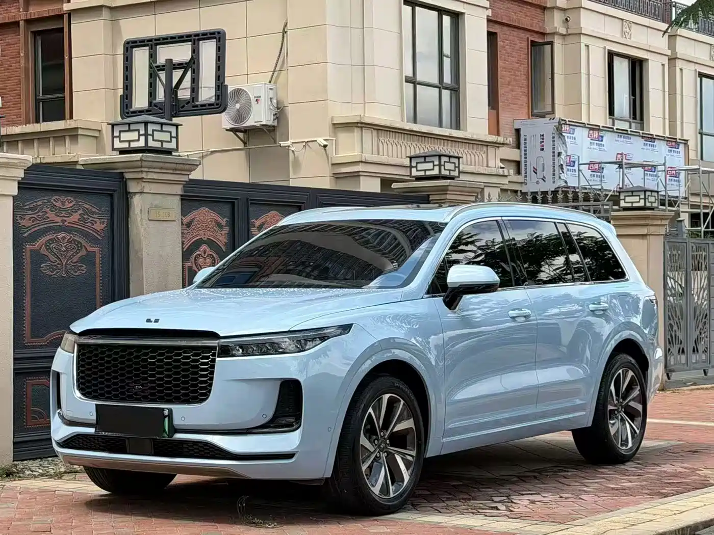 Li Auto Li ONE 2021 Extended Range 6-Seater