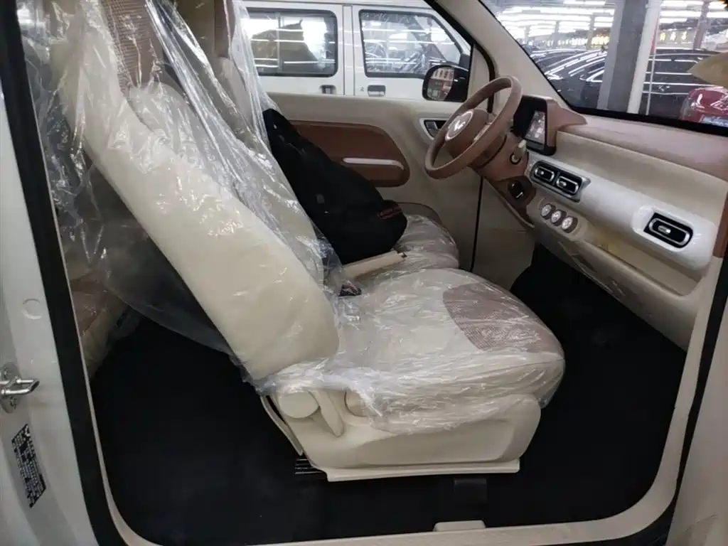 Wuling Motors Hongguang MINIEV 2026 2024 3rd Generation 215km Youth Edition
