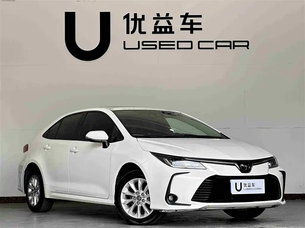 Toyota Corolla 2021 1.2T S-CVT Luxury Edition фото 3