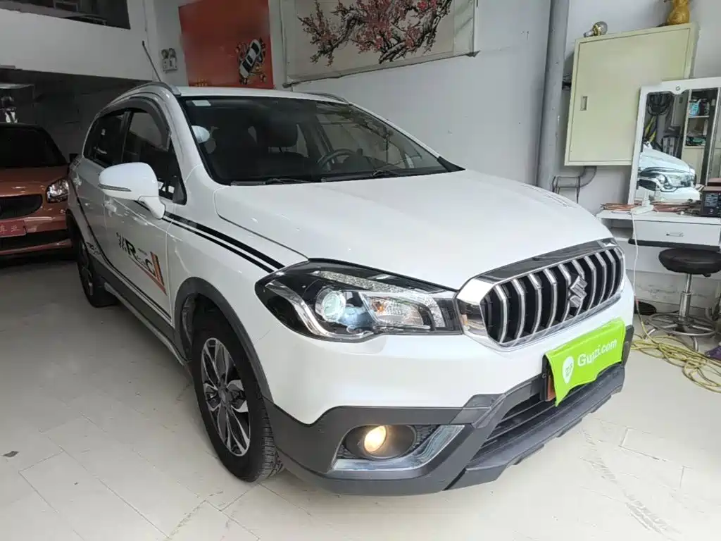 Suzuki Xiaotu 2017 2017 1.6L CVT 2WD Urban Progressive Edition
