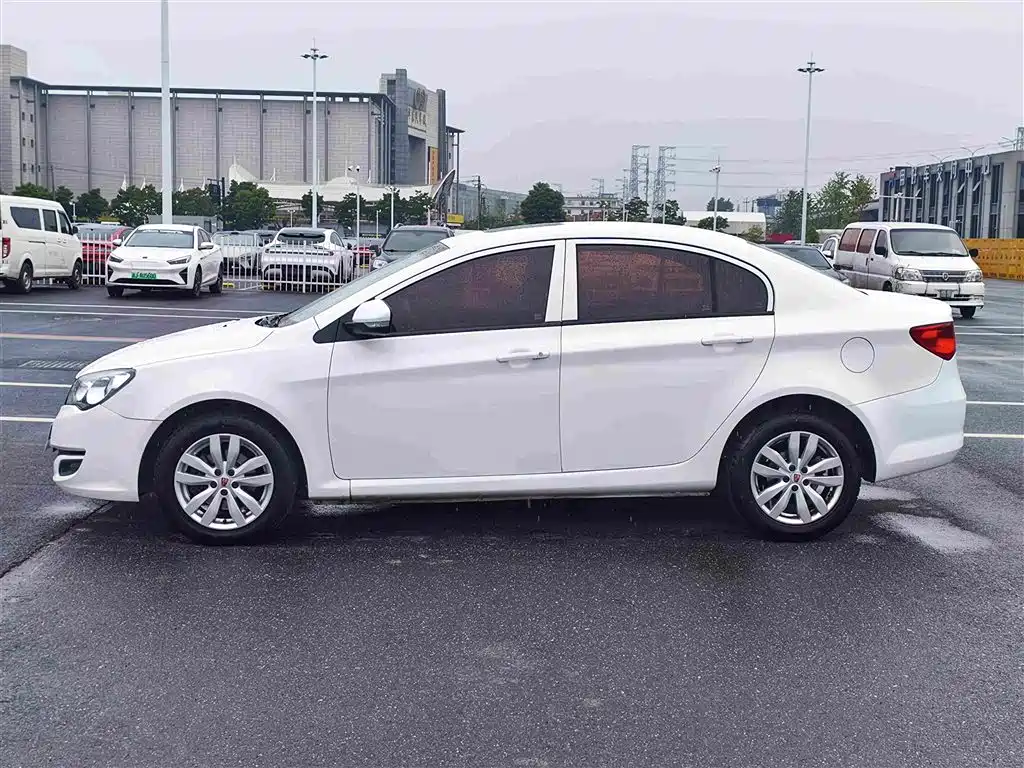 Roewe 350 2017 2015 Model 1.5L Automatic Luxury Sunroof Edition