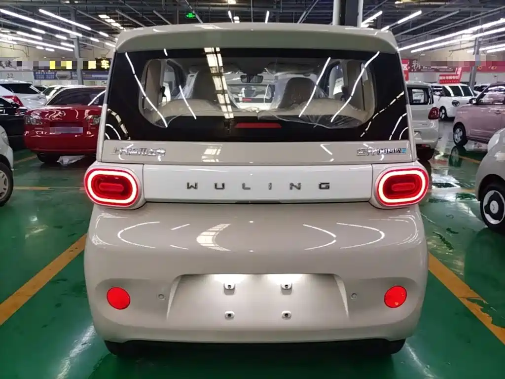 Wuling Motors Hongguang MINIEV 2026 2024 3rd Generation 215km Youth Edition