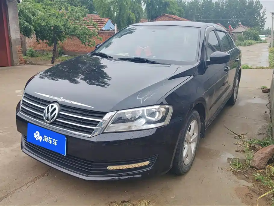 Volkswagen Lavida 2013 Facelift Classic 1.6L Manual Trend