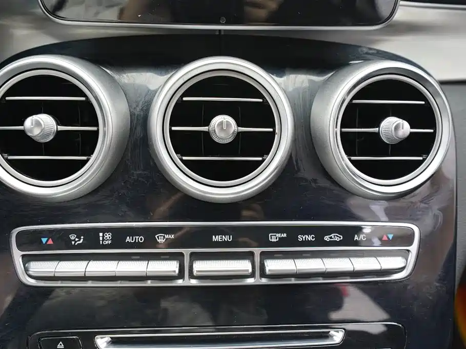 Mercedes-Benz GLC 2017 GLC 200 4MATIC фото 9