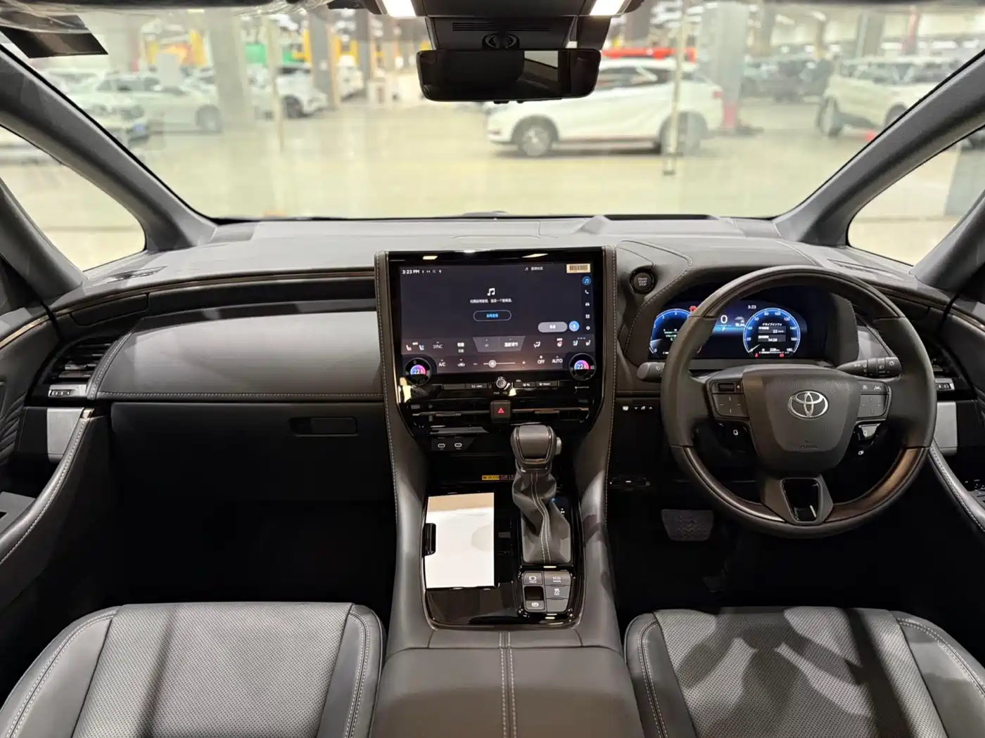 Toyota Alphard 2025 Hybrid 2.5L Prestige Gold Edition фото 8