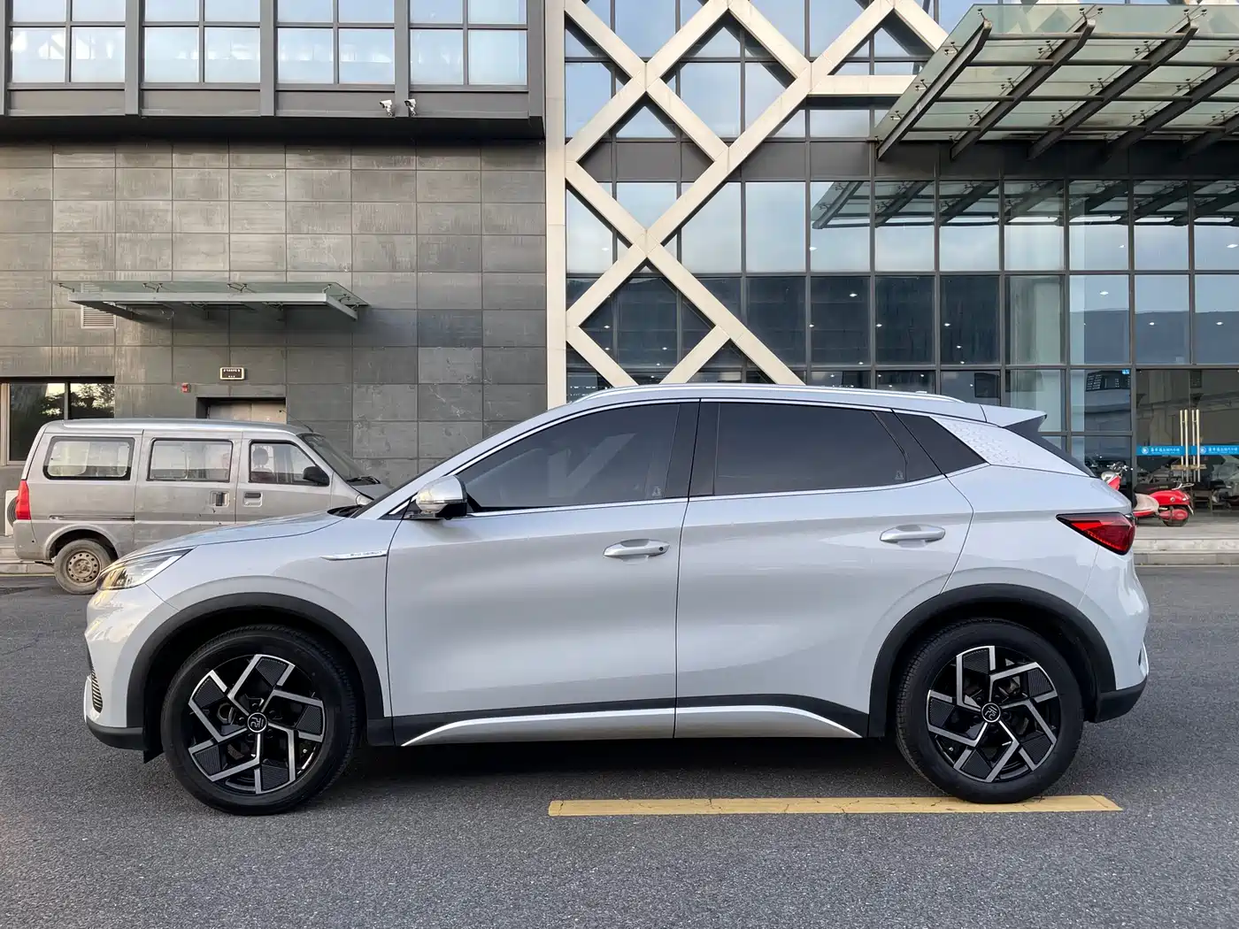 BYD Yuan PLUS 2022 510KM Flagship фото 5