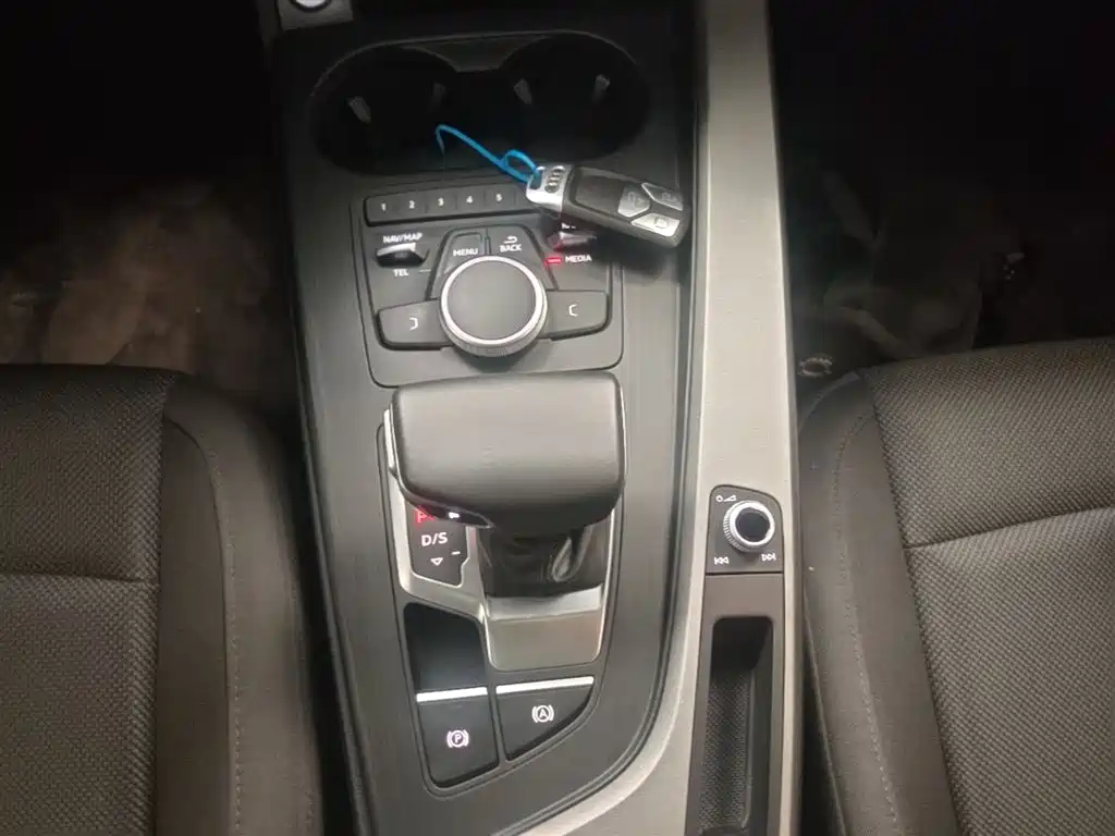 Audi A4L 2019 40 TFSI Progressive (China VI) фото 14